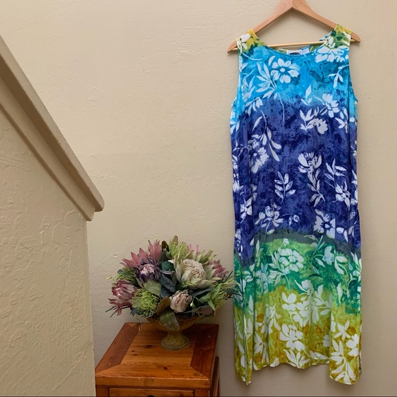 Meant To Be | MTB | Multi-Colored Dress with White Floral Designs - Picture 6 of 16